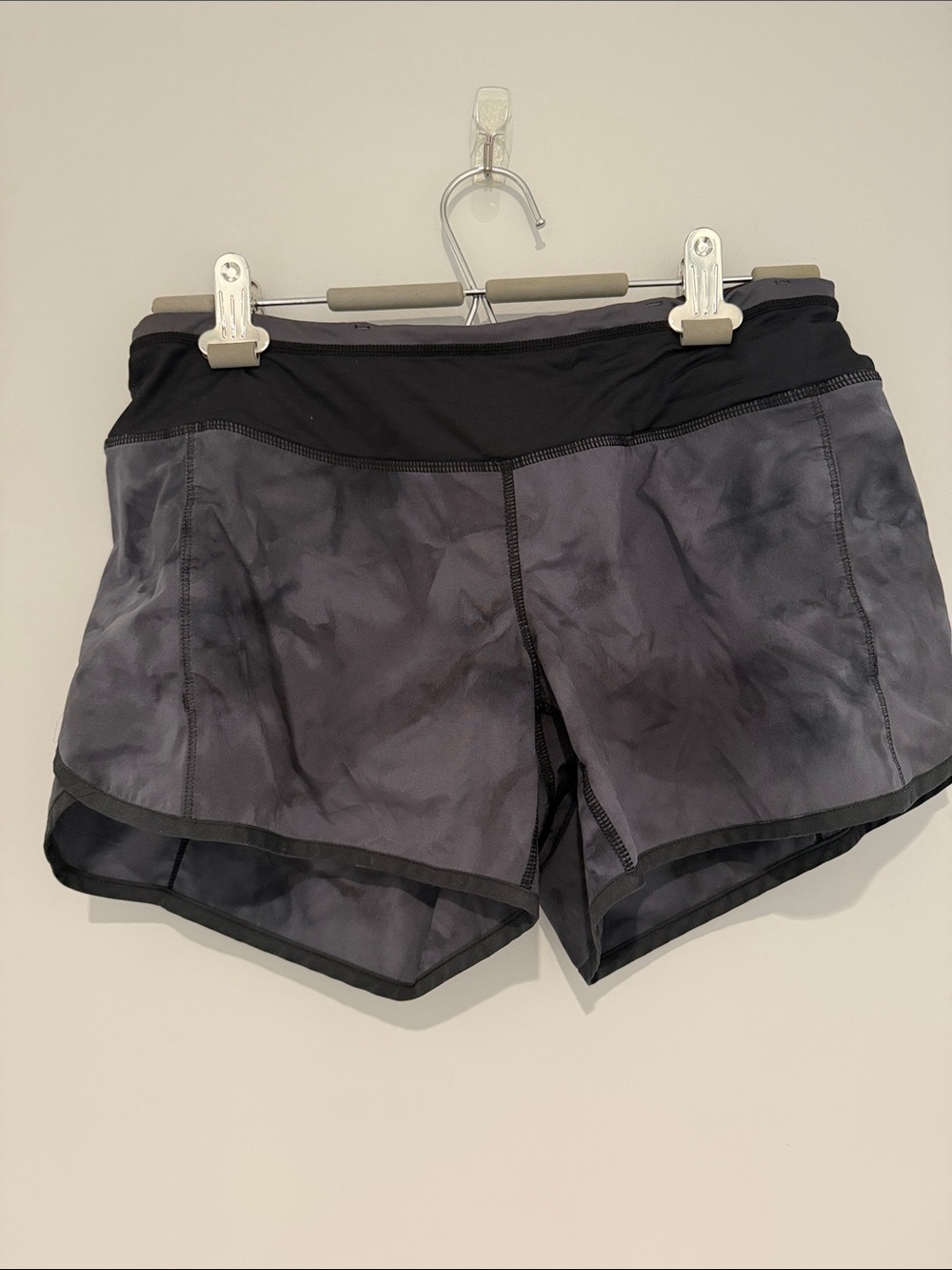 Lululemon Run Speed Short size 6